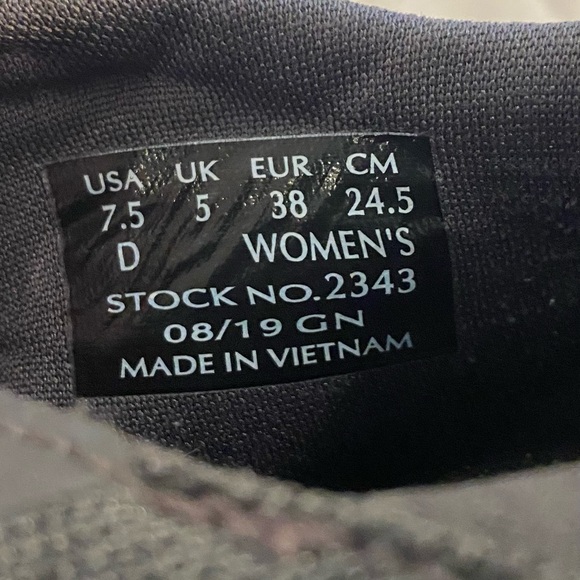 Red Wing Cooltech Athletics Shoes womans size 7.5D - Picture 10 of 11